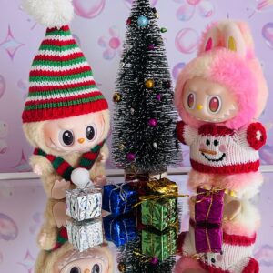 Labubu Christmas Outfits