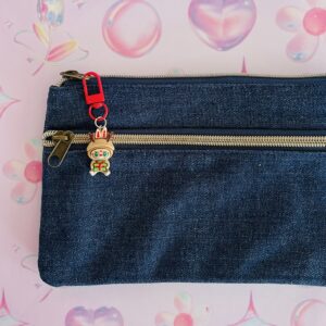 small reindeer christmas keychain